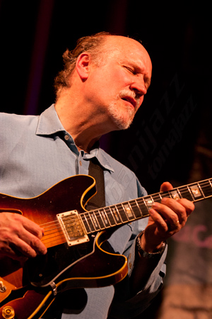 John Scofield C.M.U. San Juan Evangelista, Madrid © Sergio Cabanillas, 2008