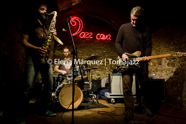 INSTANTZZ: dUOT + Andy Moor (Jazz Cava Vic, 2016-12-19) 2