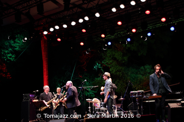 Thomas de Pourquery Supersonic (Jazz Em Agosto 2016. Anfiteatro ao Air Livre, Fundaçao Calouste Gulbenkian, Lisboa, Portugal. 2016-08-13) [Concierto] 7