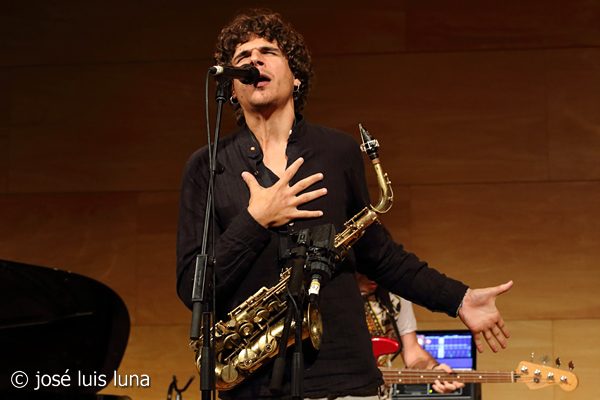 INSTANTZZ: Antonio Lizana [Especial Jazzeñe 2017 XIII] [Galería fotográfica] 2