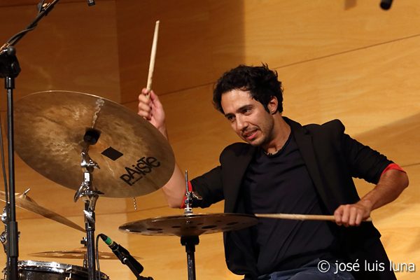 INSTANTZZ: Antonio Lizana [Especial Jazzeñe 2017 XIII] [Galería fotográfica] 5