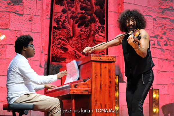 INSTANTZZ: Ara Malikian - Iván "Melón" Lewis (Palau Reial de l'Almudaina. Palma. 2020-07-10) [Galería fotográfica AKA Fotoblog de jazz, impro… y algo más] 4