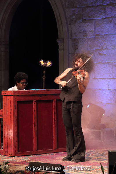 INSTANTZZ: Ara Malikian - Iván "Melón" Lewis (Palau Reial de l'Almudaina. Palma. 2020-07-10) [Galería fotográfica AKA Fotoblog de jazz, impro… y algo más] 8