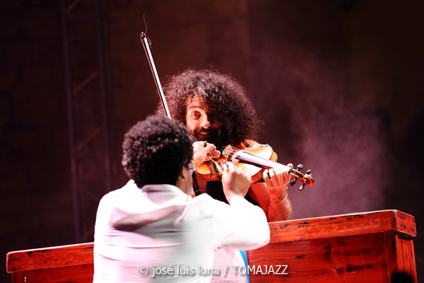 INSTANTZZ: Ara Malikian - Iván "Melón" Lewis (Palau Reial de l'Almudaina. Palma. 2020-07-10) [Galería fotográfica AKA Fotoblog de jazz, impro… y algo más] 13