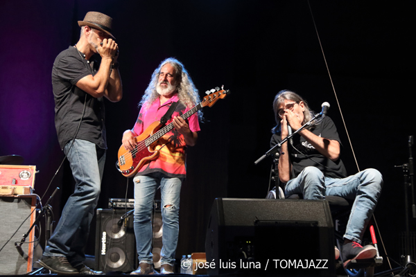 INSTANTZZ: Blues Beer Band (26º Mallorca Jazz Sa Pobla, Mallorca. 2020-08-25) [Galería fotográfica AKA Fotoblog de jazz, impro… y algo más] 16