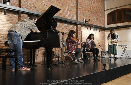 INSTANTZZ: Quartet Traca y Laia Vallès “Electrònica Rural” (Mont Music Festival 2021/ La Quadra i Circ Cric, Santa Maria i Sant Esteve de Palautordera -Barcelona-. 2021-10-15) (I) [Galería fotográfica AKA Fotoblog de jazz, impro… y algo más] Por Joan Cortès