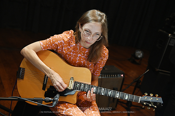 Mary Halvorson's Code Girl (53è Festival de Jazz de Barcelona / L’Auditori de Barcelona, Sala 02-Oriol Martorell, Barcelona. 2021-11-20) (IX/XIII) Por Joan Cortès [INSTANTZZ AKA Galería fotográfica AKA Fotoblog de jazz, impro… y algo más]