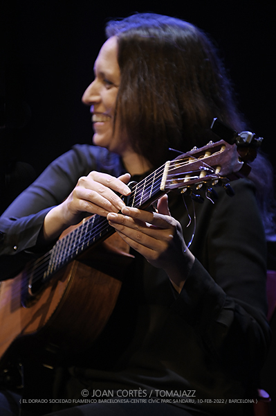 Ana Brenes, Anna Colom & Isabelle Laudenbach (El Dorado Sociedad Flamenca Barcelonesa, Auditori del Centre Cívic Parc Sandaru, Barcelona. 2022-02-10) Por Joan Cortès [FLAMENCURA AKA INSTANTZZ AKA Galería fotográfica AKA Fotoblog de jazz, impro… y algo más] 7