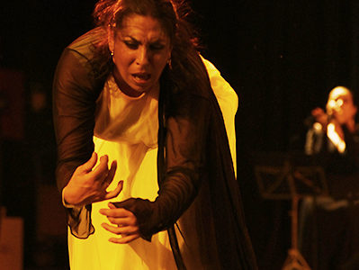 La Moneta “Divino Amor Humano” (Ciutat Flamenco / Luz de Gas, Barcelona. 2022-05-26) Por Joan Cortès [Flamencura AKA INSTANTZZ AKA Galería fotográfica AKA Fotoblog de jazz, impro… y algo más]