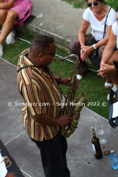 Jean Toussaint JT4 (Festival de Jazz Zubipean 2022 Jazz Jaialdia. Puente la Reina - Gares, Navarra) Por Sera Martín [INSTANTZZ] 7