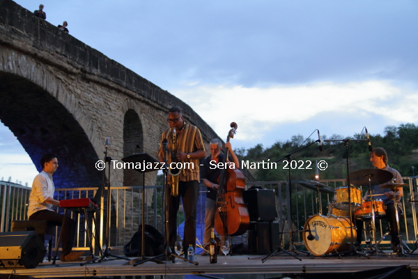 Jean Toussaint JT4 (Festival de Jazz Zubipean 2022 Jazz Jaialdia. Puente la Reina - Gares, Navarra) Por Sera Martín [INSTANTZZ] 15