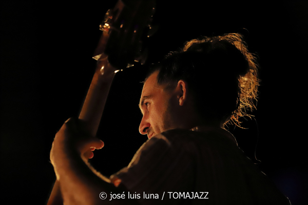 Alabaix Big Band (VIII A Jazz de Mar. Portocolom, Mallorca. 2023-07-09) Por José Luis Luna Rocafort [INSTANTZZ AKA Galería fotográfica AKA Fotoblog de jazz, impro… y algo más] - Tomajazz 9.0 - Alabaix Big Band clausuró el VIII A Jazz de Mar de Portocolom (Mallorca), con su actuación el 9 de julio de 2023. José Luis Luna Rocafort termina con ellos el repaso en INSTANTZZ de A Jazz de Mar.