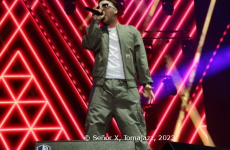 Quevedo (Navarra Arena, Pamplona, Navarra. 2023-10-06) Por Señor X [INSTANTZZ AKA Galería fotográfica AKA Fotoblog de jazz, impro… y algo más] - Tomajazz 9.0 - Quevedo actuó el 6 de octubre de 2023 en Navarra Arena, ante 12000 espectadores que agotaron las entradas. Señor X retrata el concierto en
