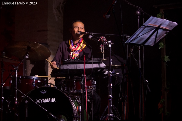 Dwiki Dharmawan World Peace Band (II Festival Internacional MoonJune Music Festival Toledo 2023. 2023-10-01) Por Enrique Farelo [Concierto de jazz] - Tomajazz 9.0 - El concierto de la Dwiki Dharmawan World Peace Band clausuró el II Festival Internacional MoonJune Music Festival Toledo 2023, el 1 de octubre de 2023. Enrique Farelo relata y retrata el concierto en Tomajazz.