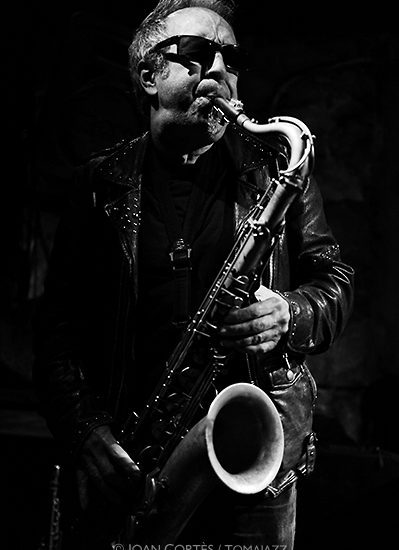 Mars Williams In Memoriam - Tomajazz 9.0 - El 20 de noviembre de 2023 fallecía el saxofonista Mars Williams. En Tomajazz le dedicamos un pequeño homenaje con una cita de una entrevista y una fotografía de