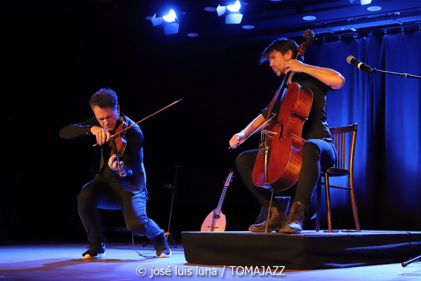 BartolomeyBittmann (CaixaForum Palma. 2024-03-19) Por José Luis Luna Rocafort [INSTANTZZ AKA Galería fotográfica AKA Fotoblog de jazz, impro… y algo más] - Tomajazz - BartolomeyBittmann actuaron en CaixaForum Palma el 19 de marzo de 2024. José Luis Luna Rocafort retrata el concierto en INSTANTZZ. Actuaron Matthias Bartolomey, Klemens Bittmann