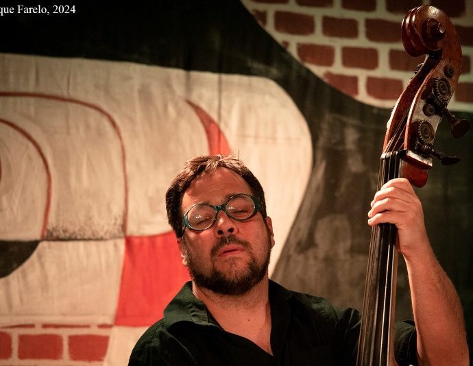 Javier Moreno / Jamie Baum (Encuentros Culturales Portugalete. Centro cultural Carril del Conde, Hortaleza, Madrid. 2024-04-19) Por Enrique Farelo [INSTANTZZ AKA Galería fotográfica AKA Fotoblog de jazz, impro… y algo más] - Tomajazz - Javier Moreno / Jamie Baum actuaron en los Encuentros Culturales Portugalete, en Centro cultural Carril del Conde de Madrid el 19 de abril de 2024. Enrique Farelo retrata el concierto en INSTANTZZ. Actuaron Javier Moreno, Jamie Baum, Alberto Brenes, Mónika Herzig