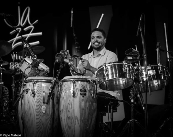 Yilian Cañizares Trío - Chucho Valdés “Irakere 50” (47 Festival de Jazz de Vitoria - Gasteiz. 2024-07-20) Por Antonio Torres (texto y fotos), y Pepe Mateos (fotos) [Concierto de jazz] - Tomajazz - Yilian Cañizares Trío - Chucho Valdés “Irakere 50” actuaron en la última jornada de abono en Mendizorroza en el Festival de Jazz de Vitoria - Gasteiz, el 20 de julio de 2024. Antonio Torres (texto y fotos), y Pepe Mateos (fotos) relatan y retratan los conciertos