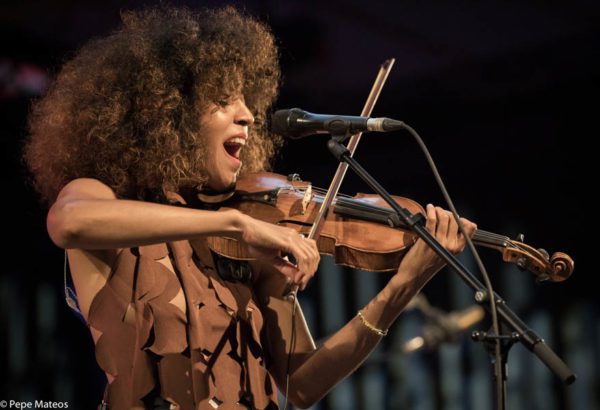 Yilian Cañizares Trío - Chucho Valdés “Irakere 50” (47 Festival de Jazz de Vitoria - Gasteiz. 2024-07-20) Por Antonio Torres (texto y fotos), y Pepe Mateos (fotos) [Concierto de jazz] - Tomajazz - Yilian Cañizares Trío - Chucho Valdés “Irakere 50” actuaron en la última jornada de abono en Mendizorroza en el Festival de Jazz de Vitoria - Gasteiz, el 20 de julio de 2024. Antonio Torres (texto y fotos), y Pepe Mateos (fotos) relatan y retratan los conciertos