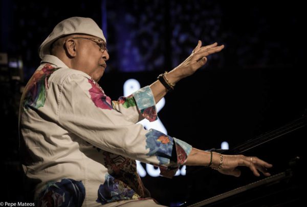 Yilian Cañizares Trío - Chucho Valdés “Irakere 50” (47 Festival de Jazz de Vitoria - Gasteiz. 2024-07-20) Por Antonio Torres (texto y fotos), y Pepe Mateos (fotos) [Concierto de jazz] - Tomajazz - Yilian Cañizares Trío - Chucho Valdés “Irakere 50” actuaron en la última jornada de abono en Mendizorroza en el Festival de Jazz de Vitoria - Gasteiz, el 20 de julio de 2024. Antonio Torres (texto y fotos), y Pepe Mateos (fotos) relatan y retratan los conciertos