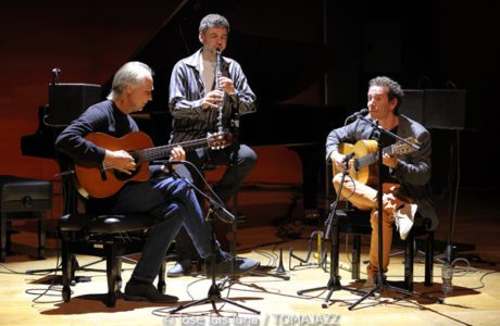 Pedro Rosa (XVII Jazz Voyeur Festival. Conservatori Superior de Música de les Illes Balears, Palma. 2024-11-24) Por José Luis Luna Rocafort [INSTANTZZ AKA Galería fotográfica AKA Fotoblog de jazz, impro… y algo más] - Tomajazz - Pedro Rosa actuó en el XVII Jazz Voyeur Festival, el 24 de noviembre de 2024. José Luis Luna Rocafort lo retrata en INSTANTZZ. Actuaron Pedro Rosa, Lakki Patey, Joaquín Sánchez