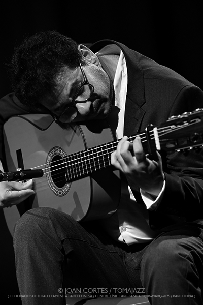 Luis Moneo y Juan Manuel Moneo (El Dorado sfb-Centre Cívic Parc Sandaru, 2025-03-06. Barcelona) Por Joan Cortès [Flamencuras AKA INSTANTZZ AKA Galería fotográfica AKA Fotoblog de jazz, impro… y algo más] - Tomajazz - Luis Moneo y Juan Manuel Moneo actuaron en El Dorado sfb de Barcelona, el -Centre Cívic Parc Sandaru, 2025-03-06. Barcelona) Por Joan Cortès [Flamencuras AKA INSTANTZZ