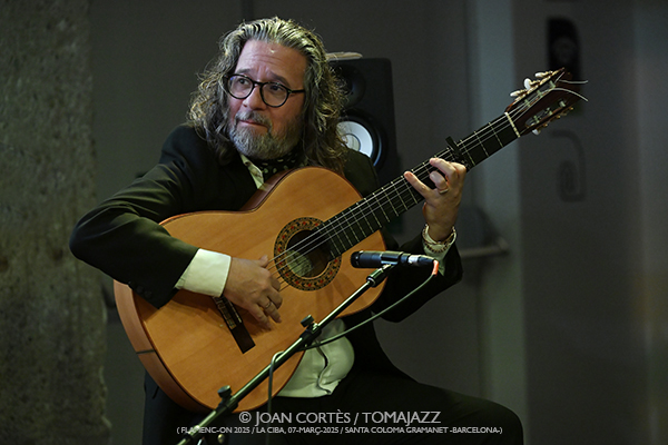 Jerezanías (Flamenc-ON, La CIBA, 2025-03-07 / Santa Coloma de Gramenet -Barcelona-) [II] Por Joan Cortès [Flamencuras AKA INSTANTZZ AKA Galería fotográfica AKA Fotoblog de jazz, impro… y algo más] - Tomajazz - Jerezanías participó en Flamenc-ON de Santa Coloma de Gramenet (Barcelona) el 7 de marzo de 2025. Joan Cortès los retrata en las Flamencuras de INSTANTZZ. Actuaron Coral de los Reyes, Felipa del Moreno, Tamara Tañé, Marga de Jerez, José Gálvez 