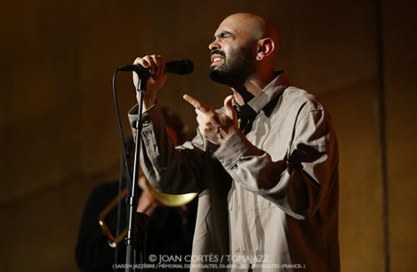 Abdullah Miniawy Trio invite Erik Truffaz (Saison Jazzèbre / Mémorial de Rivesaltes, 03-abril-2025, Rivesaltes -France-) Por Joan Cortès [INSTANTZZ AKA Galería fotográfica AKA Fotoblog de jazz, impro… y algo más] - Tomajazz - Abdullah Miniawy Trio invite Erik Truffaz actuó en Saison Jazzèbre en Rivesaltes -Francia- el 3 de abril de 2025. Joan Cortès lo retrata en INSTANTZZ. Actuaron Abdullah Miniawy, Jules Bolttin, Robinson Khoury, Erik Truffaz