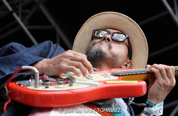 Minyo Crusaders (60 Festival de Jazz de San Sebastián 2025. 2025-07-23) Por José Luis Luna Rocafort [INSTANTZZ AKA Galería fotográfica AKA Fotoblog de jazz, impro… y algo más] - Tomajazz - Minyo Crusaders actuó en el 60 Festival de Jazz de San Sebastián 2025. José Luis Luna Rocafort lo retrata en INSTANTZZ. Actuaron Katsumi Tanaka, Moe, Freddy Tsukamoto, Koichiro Osawa, Mutsumi Kobayashi, Sonoo, Naoya Madokoro, Yusuke "Peach" Noguchi, Toshio "Digi" Fujino