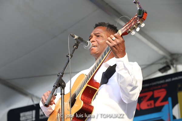 Septeto Santiaguero (48 Festival de Jazz de Vitoria. 2025-07-12) Por José Luis Luna Rocafort [INSTANTZZ AKA Galería fotográfica AKA Fotoblog de jazz, impro… y algo más] - Tomajazz - Septeto Santiaguero actuó en el 48 Festival de Jazz de Vitoria 2025. José Luis Luna Rocafort retrata al grupo en INSTANTZZ