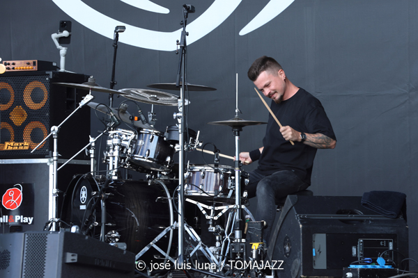 JazzyBIT (60 Festival de Jazz de San Sebastián 2025. 2025-07-24) Por José Luis Luna Rocafort [INSTANTZZ AKA Galería fotográfica AKA Fotoblog de jazz, impro… y algo más] - Tomajazz - JazzyBIT actuó en el 60 Festival de Jazz de San Sebastián 2025. José Luis Luna Rocafort lo retrata en INSTANTZZ. Actuaron Teodor Pop, Mihai Moldoveanu, Szabó Csongor-Zsolt