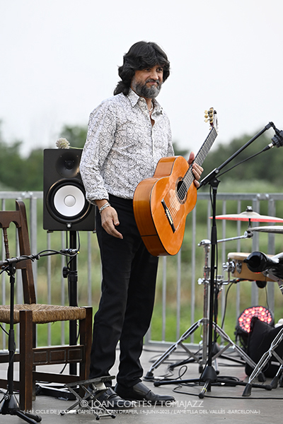Marco Mezquida & Juan Gómez “Chicuelo” “Del Alma” (14è Cicle de Jazz / Can Draper, 2025-06-14 / L’Ametlla del Vallès -Barcelona-) Por Joan Cortès [INSTANTZZ AKA Galería fotográfica AKA Fotoblog de jazz, impro… y algo más] - Tomajazz - Marco Mezquida & Juan Gómez “Chicuelo” “Del Alma” actuaron en el 14è Cicle de Jazz de L’Ametlla del Vallès -Barcelona- el 14 de junio de 2025. Joan Cortès lo retrata en INSTANTZZ. Actuaron Marco Mezquida, Juan Gómez "Chicuelo", Paco de Mode