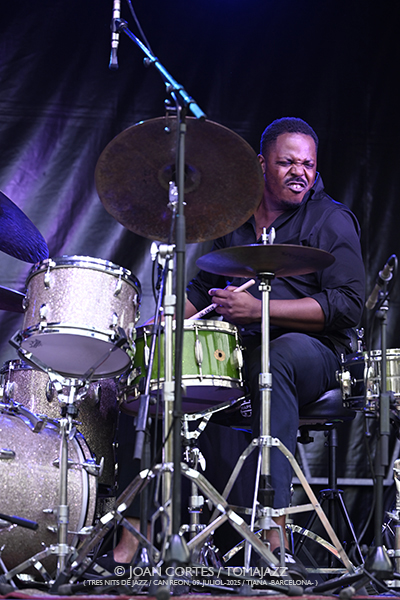 Branford Marsalis 4t (Tres dies de Jazz /Can Reon, 2025-07-09 / Tiana -Barcelona-) Por Joan Cortès [INSTANTZZ AKA Galería fotográfica AKA Fotoblog de jazz, impro… y algo más] - Tomajazz