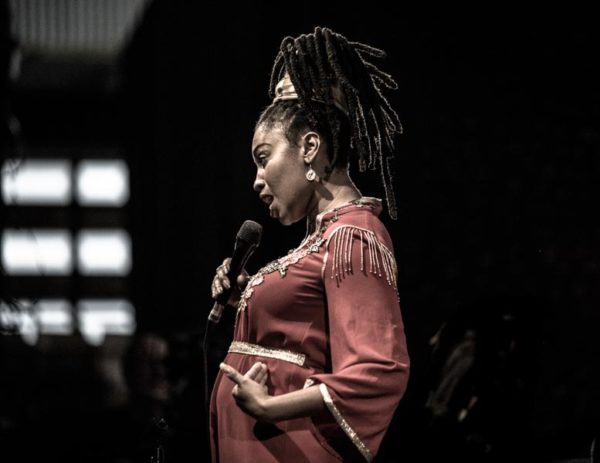 Jazzmeia Horn - Jose James (48 Festival de Jazz de Vitoria. 2025-07-17) Por Antonio Torres (texto y fotos), y Pepe Mateos (fotos) [Concierto de jazz] - Tomajazz - Jazzmeia Horn - Jose James en la segunda jornada de Mendizorroza del 48 Festival de Jazz de Vitoria. Antonio Torres y Pepe Mateos lo relatan/retratan. Actuaron Jazzmeia Horn Quartet: Jazzmeia Horn, Joel Holmes, Ameen Saleem, Ryan Sands; Jose James Quintet: José James, Ebban Dorsey, Bigyuki, Yves Fernandez, Jharis Yokley