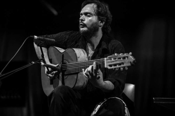 Dora Morelenbaum / Yamandu Costa / Toquinho & Camila (48 Festival de Jazz de Vitoria. 2025-07-19) Por Antonio Torres (texto y fotos), y Pepe Mateos (fotos) [Concierto de jazz] - Tomajazz - Dora Morelenbaum / Yamandu Costa / Toquinho & Camila actuaron en la jornada final del 48 Festival de Jazz de Vitoria 2025. Antonio Torres (texto y fotos), y Pepe Mateos (fotos) repasan la actuación