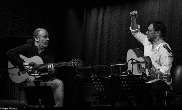 Al Di Meola - Kenny Barron (48 Festival de Jazz de Vitoria. 2025-07-18) Por Antonio Torres (texto y fotos), y Pepe Mateos (fotos) [Concierto de jazz] - Tomajazz - Al Di Meola - Kenny Barron actuaron en el 48 Festival de Jazz de Vitoria 2025, Antonio Torres y Pepe Mateos lo relatan y retratan. Actuaron Al Di Meola, Peo Alfonsi, Sergio Martínez 