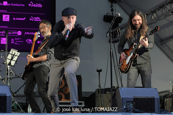 The Allnighters (48 Festival de Jazz de Vitoria. 2025-07-12) Por José Luis Luna Rocafort [INSTANTZZ AKA Galería fotográfica AKA Fotoblog de jazz, impro… y algo más] - Tomajazz - The Allnighters actuaron en el 48 Festival de Jazz de Vitoria 2025. José Luis Luna lo retrata en INSTANTZZ. Actuaron Iñigo Ortiz de Zárate, Iñaki "Igu" García, Ruper Díez, Daniel Merino, Alfonso Aranguren, Zigor Martínez, Imanol Suberviola