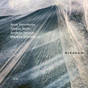 Arve Henriksen, Trygve Seim, Anders Jormin, Markku Ounaskari: Arcanum (ECM; 2025) Por Pachi Tapiz [Grabación de jazz] - Tomajazz - Arve Henriksen, Trygve Seim, Anders Jormin, Markku Ounaskari: Arcanum (ECM; 2025) Por Pachi Tapiz