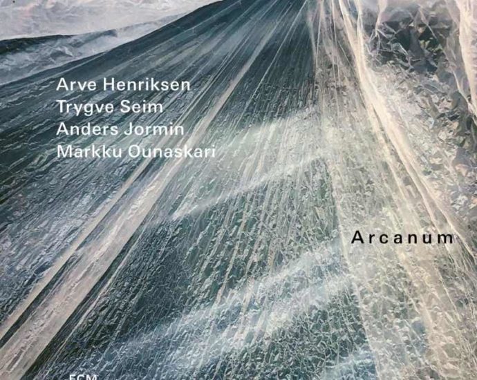 Arve Henriksen, Trygve Seim, Anders Jormin, Markku Ounaskari: Arcanum (ECM; 2025) Por Pachi Tapiz [Grabación de jazz] - Tomajazz - Arve Henriksen, Trygve Seim, Anders Jormin, Markku Ounaskari: Arcanum (ECM; 2025) Por Pachi Tapiz