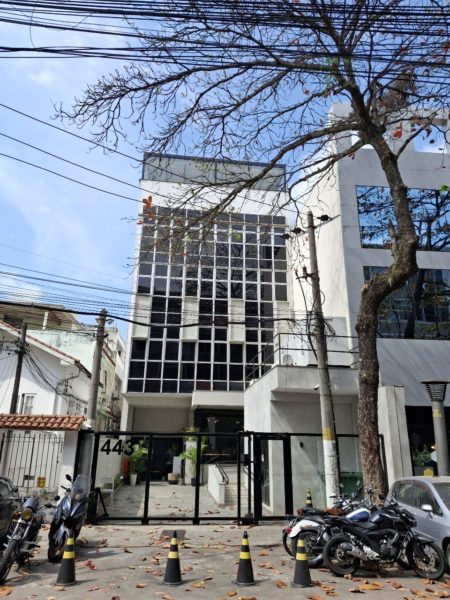 45 años del “mejor disco de la historia” que nunca existió AKA Elis Regina y Wayne Shorter: una historia de amor sin happy end. Por Chema García [Escrito de jazz AKA El Rincón de Chema] [Septiembre de 2025] - Tomajazz - 45 años del “mejor disco de la historia” que nunca existió de Chema García es la nueva aportación a El Rincón de Chema, con motivo del concierto que rememorará ese disco de Wayne Shorter y Elis Regina que nunca existió