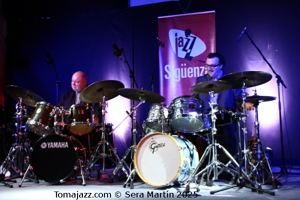 Ramón López: 40 primaveras en París. Por Pachi Tapiz [Entrevista de jazz] - Tomajazz - Ramón López ha celebrado sus cuatro décadas residiendo en Francia con la publicación de 40 Springs In Paris (RogueArt, 2025). Con motivo de este aniversario, Pachi Tapiz entrevistó al bat