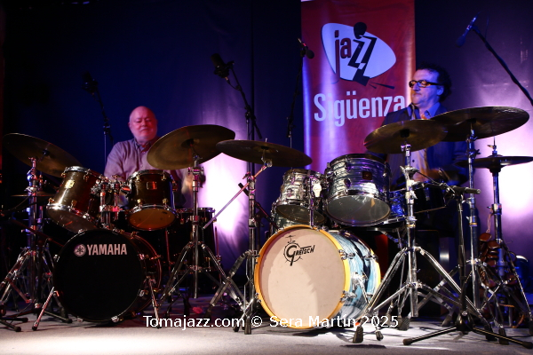 Ramón López: 40 primaveras en París. Por Pachi Tapiz [Entrevista de jazz] - Tomajazz - Ramón López ha celebrado sus cuatro décadas residiendo en Francia con la publicación de 40 Springs In Paris (RogueArt, 2025). Con motivo de este aniversario, Pachi Tapiz entrevistó al bat