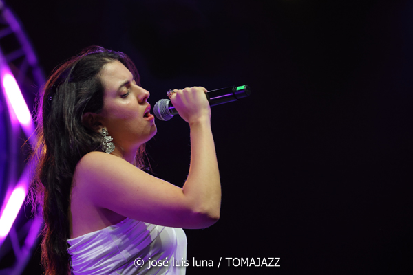 Eivissa Jazz Experience (37 Eivissa Jazz 2025. Baluard de Santa Llúcia. Eivissa. 2025-09-02) Por José Luis Luna Rocafort [INSTANTZZ AKA Galería fotográfica AKA Fotoblog de jazz, impro… y algo más] - Tomajazz - La actuación del Eivissa Jazz Experience es un clásico que no podía faltar en el 37 Eivissa Jazz 2025. José Luis Luna Rocafort lo retrata en INSTANTZZ. En 2025 participaron Abe Rábade, Perico Sambeat, María Toro, Antía Muiño, Reinier Elizarde "El Negrón", Michael Olivera