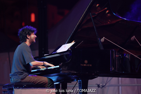 Anja Gottberg Quartet (37 Eivissa Jazz 2025. Baluard de Santa Llúcia. Eivissa. 2025-09-04) Por José Luis Luna Rocafort [INSTANTZZ AKA Galería fotográfica AKA Fotoblog de jazz, impro… y algo más] - Tomajazz - Anja Gottberg Quartet actuó en el 37 Eivissa Jazz 2025, el 4 de septiembre. José Luis Luna Rocafort lo retrata en INSTANTZZ. Actuaron Anja Gottberg, Coleman Rose, Abe Gold, Magnus Austad