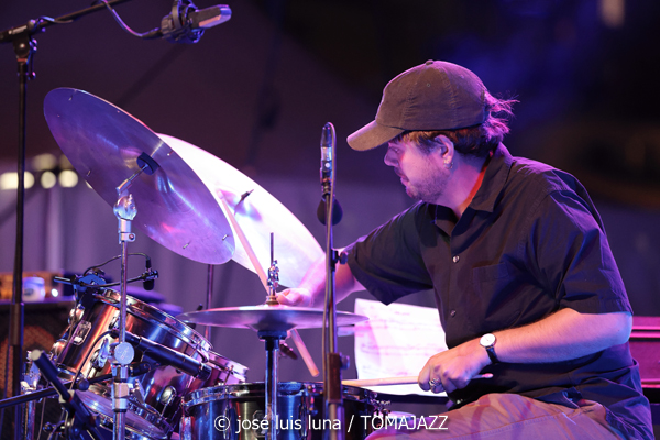 Anja Gottberg Quartet (37 Eivissa Jazz 2025. Baluard de Santa Llúcia. Eivissa. 2025-09-04) Por José Luis Luna Rocafort [INSTANTZZ AKA Galería fotográfica AKA Fotoblog de jazz, impro… y algo más] - Tomajazz - Anja Gottberg Quartet actuó en el 37 Eivissa Jazz 2025, el 4 de septiembre. José Luis Luna Rocafort lo retrata en INSTANTZZ. Actuaron Anja Gottberg, Coleman Rose, Abe Gold, Magnus Austad