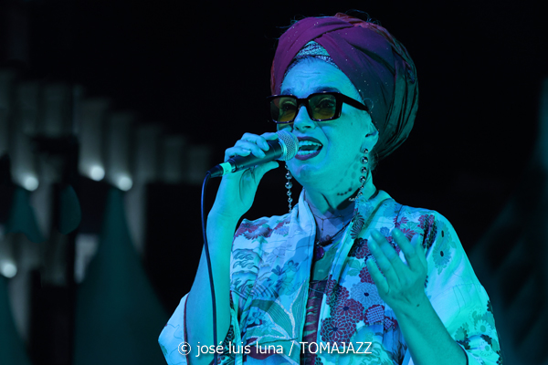 Carlos Sarduy & Groove Messengers (37 Eivissa Jazz 2025. Baluard de Santa Llúcia. Eivissa. 2025-09-06) Por José Luis Luna Rocafort [INSTANTZZ AKA Galería fotográfica AKA Fotoblog de jazz, impro… y algo más] - Tomajazz - Carlos Sarduy & Groove Messengers actuaron en el 37 Eivissa Jazz 2025. José Luis Luna Rocafort lo retrata en INSTANTZZ. Actuaron Carlos Sarduy, Alexey León, Vicent Tur, Abel Marcel, Aaron Puente, Jay Kalo Sánchez, Marina Abad, Noslen Ortega