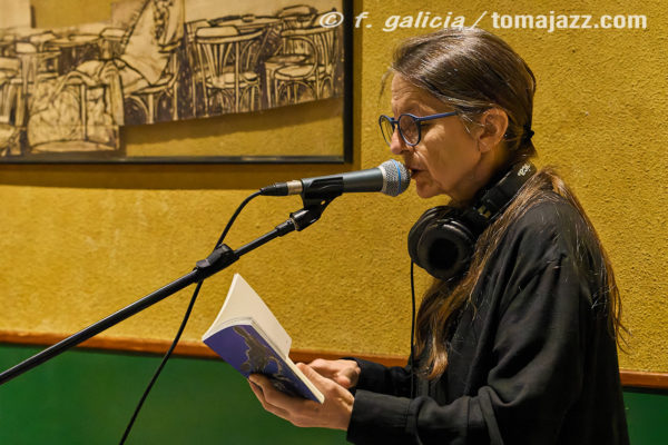 Bárbara Togander – João Valinho – Clara Lai (Juan Sebastián Bar, Huesca. 2025-10-02) Por Fabio Galicia [INSTANTZZ AKA Galería fotográfica AKA Fotoblog de jazz, impro… y algo más] - Tomajazz - Bárbara Togander – João Valinho – Clara Lai actuaron en Juan Sebastián Bar, Huesca, el 2 de octubre de 2025, inaugurando la temporada de conciertos 2025-2026. Fabio Galicia los retrata en INSTANTZZ