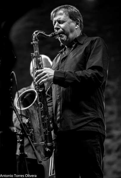 Chris Potter - Dave Holland - Marcus Gilmore "Kismet" (60 Festival de Jazz de San Sebastián 2025. 2025-07-25) Por Antonio Torres (texto y fotos), y Pepe Mateos (fotos) [Concierto de jazz] - Tomajazz - Chris Potter - Dave Holland - Marcus Gilmore "Kismet" intervinieron en el 60 Festival de Jazz de San Sebastián 2025. Antonio Torres (texto y fotos), y Pepe Mateos (fotos) repasan la actuación