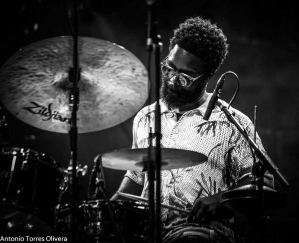 Chris Potter - Dave Holland - Marcus Gilmore "Kismet" (60 Festival de Jazz de San Sebastián 2025. 2025-07-25) Por Antonio Torres (texto y fotos), y Pepe Mateos (fotos) [Concierto de jazz] - Tomajazz - Chris Potter - Dave Holland - Marcus Gilmore "Kismet" intervinieron en el 60 Festival de Jazz de San Sebastián 2025. Antonio Torres (texto y fotos), y Pepe Mateos (fotos) repasan la actuación