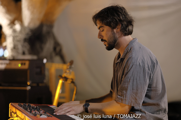 Miquel Àngel Rigo Quintet (37 Eivissa Jazz 2025. Passeig Vara de Rey. Eivissa. 2025-09-02) Por José Luis Luna Rocafort [INSTANTZZ AKA Galería fotográfica AKA Fotoblog de jazz, impro… y algo más] - Tomajazz - Miquel Àngel Rigo Quintet actuó en el 37 Eivissa Jazz 2025. José Luis Luna Rocafort retrata la actuación en INSTANTZZ. Participaron Miquel Àngel Rigo, Tomeu Garcías, Jaume Riera, Joan Garcías Tur, Josep Servera, Goran Levi